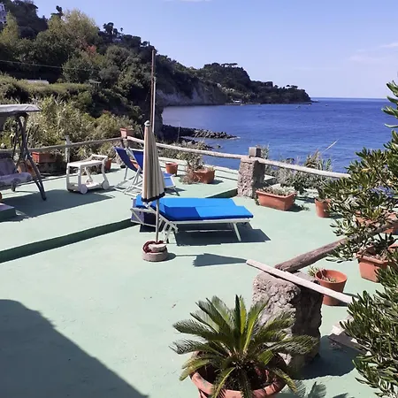 Casa Sul Mare 1 Isquia