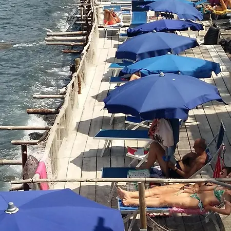 Casa Sul Mare 1 *